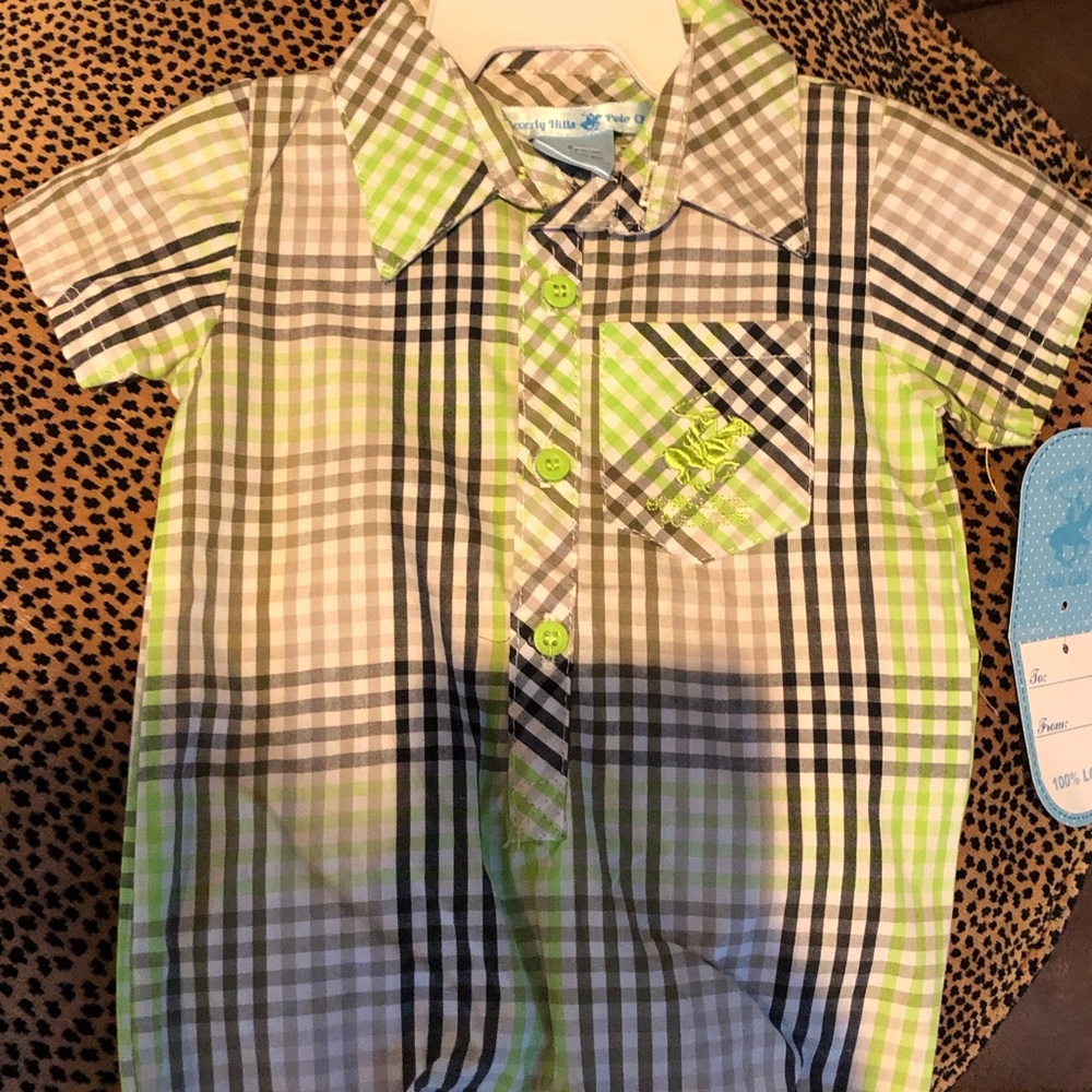 This is a brand new never worn one piece.